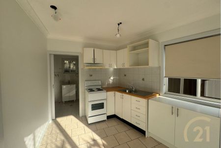 One Bedroom Granny Flat&comma; in a Prime Location&excl; - Photo 3