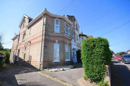 Carlton Road, Bournemouth, BH1 - Photo 3