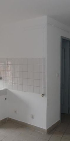 Location Appartement 1 pièce 24m² VILLEFRANCHE SUR SAONE 69400 - Photo 1