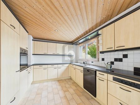 FEELING LIKE IN A SINGLE-FAMILY HOUSE WITH SUNNY TERRACE - Photo 2