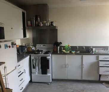 6 Hanson St, Mount Cook - Photo 5