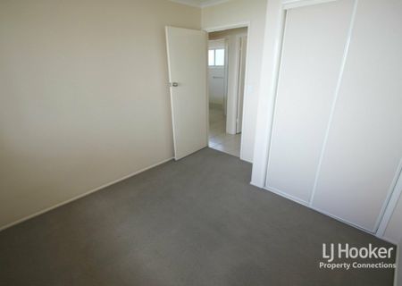 HANDY LOCATION CLOSE TO ALL AMENITIES - Photo 3