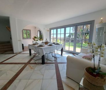 Alquiler Villa en Velerin, Estepona - Photo 6