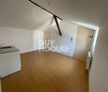 Studio à louer - Photo 3