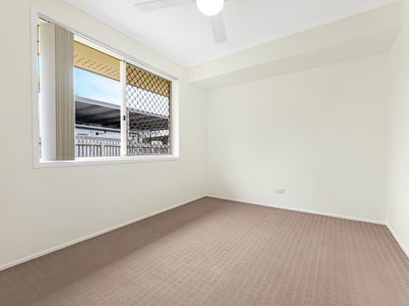 6 Jenny Lee Close, QLD 4655, Urangan - Photo 3