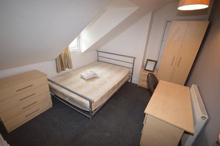 6 bedroom apartment to rent - Photo 4