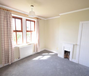 1 bedroom detached house to rent - Photo 2
