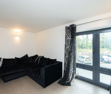 Lincoln Road, Dorking, RH4 - Photo 5