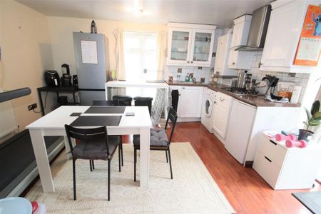 2 bedroom house to rent - Photo 4