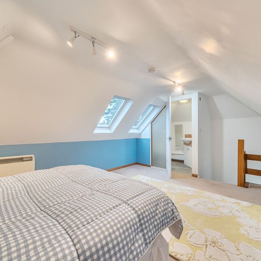 Hewshott Lane, Liphook, Hampshire, GU30 - Photo 1