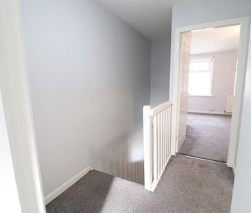 2 bedroom end of terrace house to rent - Photo 1