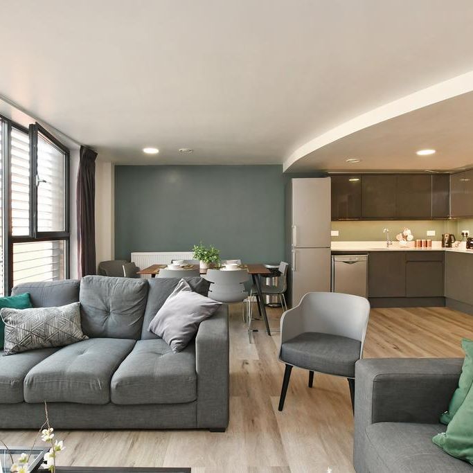 5 bedroom apartment to rent - Photo 1