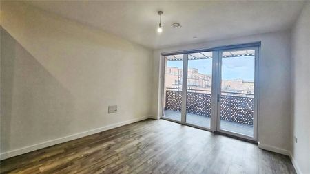 Elmsleigh Road, Staines-Upon-Thames, Surrey, TW18 4AJ - Photo 4