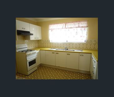 Cute Unit in Perfect Inner City Location - Photo 6