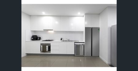 Luxurious Apartment Living - Photo 5