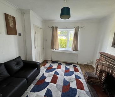 1 bedroom in a house share to rent - Photo 4