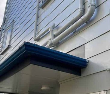 Spacious 5-Bedroom Home in Prime Newtown Location - Photo 2