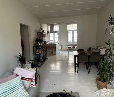 Appartement te huur in Antwerpen voor € 795 met 1 slaapkamer - Foto 3