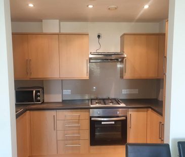2 bedroom flat to rent - Photo 6
