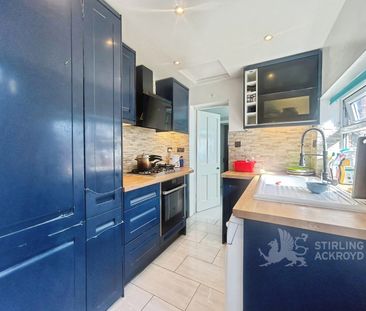 Walnut Tree Close, Guildford, Surrey, GU1 4UQ - Photo 3