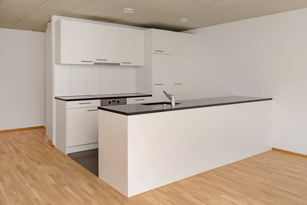 "Modern wohnen mit Gartensitzplatz und Blick ins Grüne!" - Photo 1