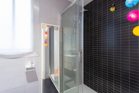 Apartamento de alquiler en El Raval - Photo 3