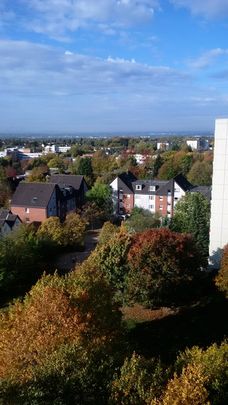 4-Zimmer-Wohnung mit schöner Aussicht ! WBS erforderlich! - Foto 1