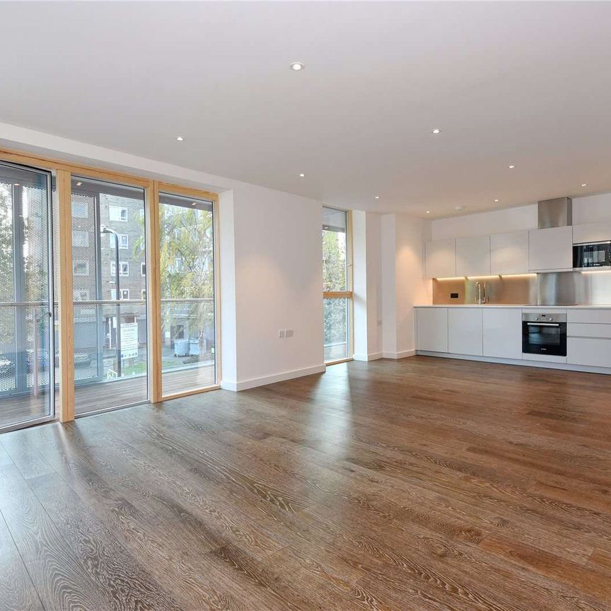 A stunning apartment within a sought after development. - Photo 1
