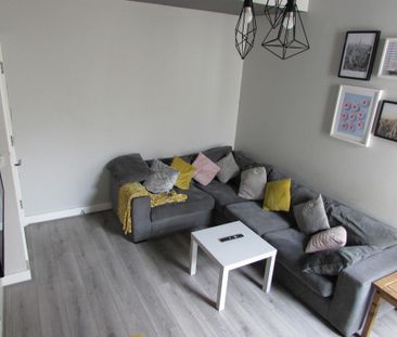 6 bedroom terraced house to rent - Photo 6