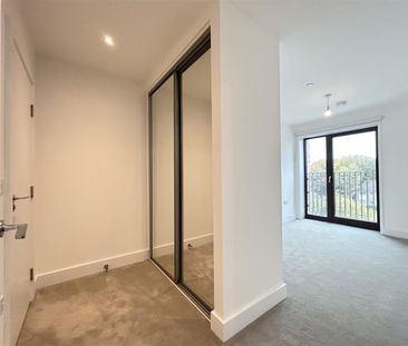 2 Bedroom Apartment To Let - Photo 4