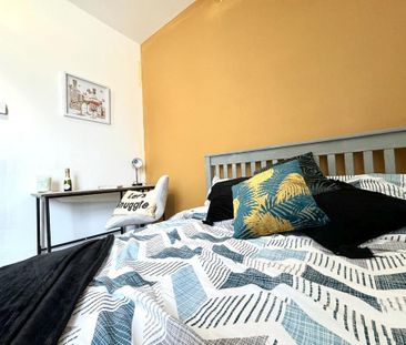 9 bedroom house to rent - Photo 3