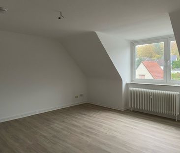 Tolle modernisierte Dachgeschosswohnung - 21502 Geesthacht - Photo 6