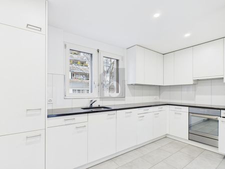 MODERNER STANDARD, GRÖSSZÜGIGE WOHNFLÄCHE - Photo 5