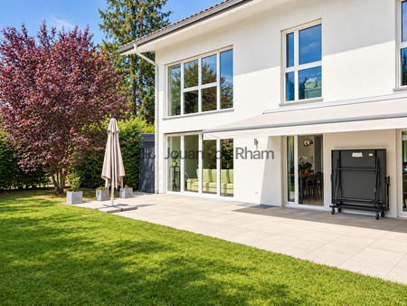 Au calme à Coppet - Villa jumelle, moderne et lumineuse - Photo 4