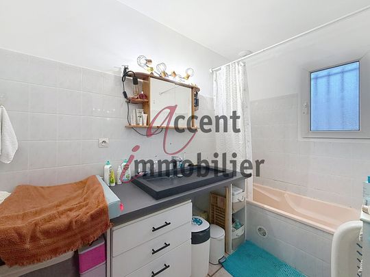 Noves : Villa T4 80 m² avec 3 chambres, grand jardin et garage, - Photo 1