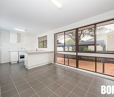 12 Seymour Place Kambah ACT - Photo 4