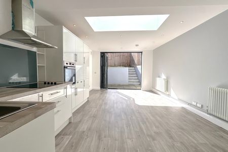 Champion Road, Sydenham, SE26 - Photo 3