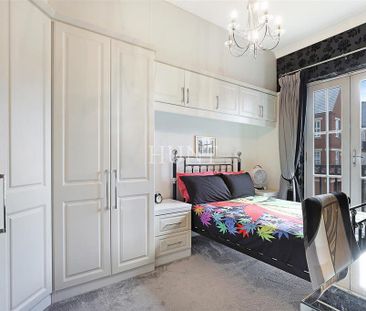4 bedroom townhouse to rent - Photo 4