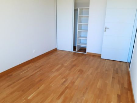 Appartement - T4 - MORANCE - Photo 3