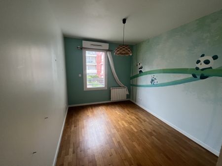 A LOUER SUR TASSIN LA-DEMI-LUNE APPARTEMENT - T3 - MEUBLE - 75,42m2 Tassin-la-Demi-Lune (69160) - Photo 5