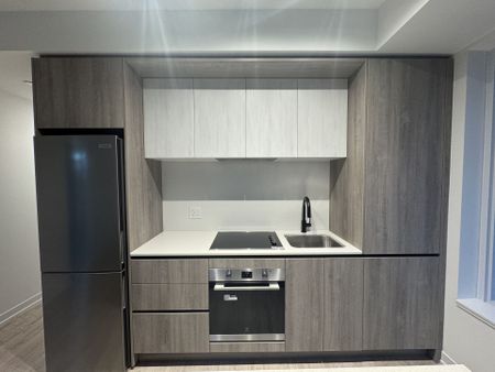 For Lease - 2495 Eglinton Avenue Unit# 1404, Mississauga, Ontario - Photo 5