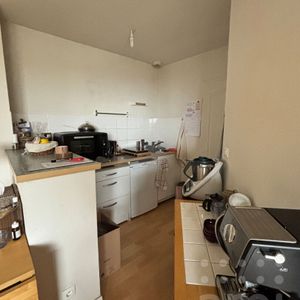 APPARTEMENT NIORT - 2 pièce(s) - 40 m2 - Photo 2