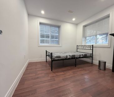 For Lease - 735 Grand Banks Drive, Waterloo, Ontario - Photo 2