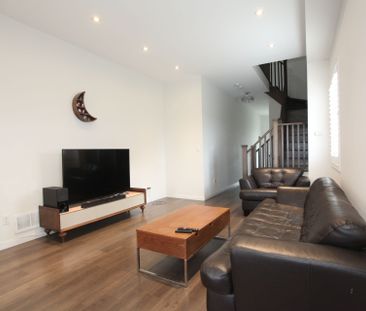 For Lease - 266 Elyse Court, Aurora, Ontario - Photo 5