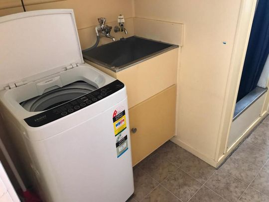 Tidy One Bedroom Unit with Central Location - Photo 1