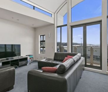 Penthouse living at its best - Photo 2