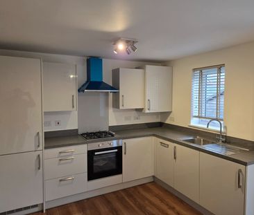 3 Bed Detached House, Harbord Close, BS4 - Photo 6