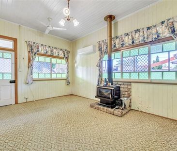 Prime Location with Major Motorway Access & Camira State School Cat... - Photo 6