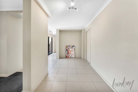 Spacious Family Home for Rent in the Heart of Epping - Photo 5