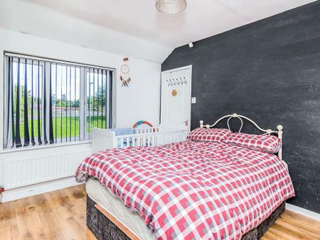 2 bedroom semi-detached house to rent - Photo 2